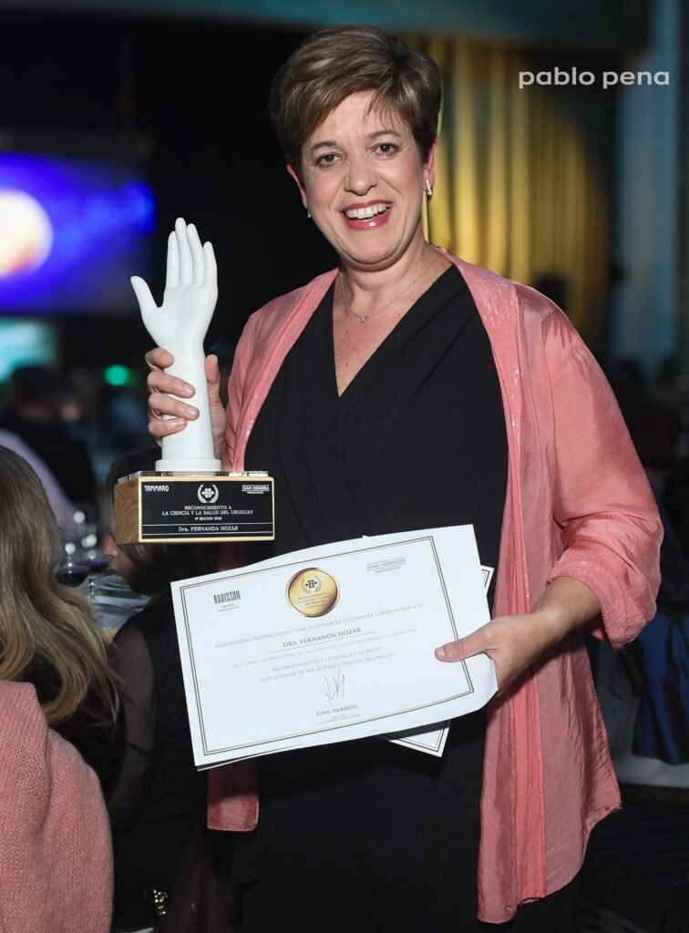 Reconocimiento a la Ciencia y la Salud del Uruguay 2026: 27 profesionales e instituciones premiados 15 Gala del Reconocimiento a la Ciencia y la Salud del Uruguay 2026 en el Radisson Montevideo