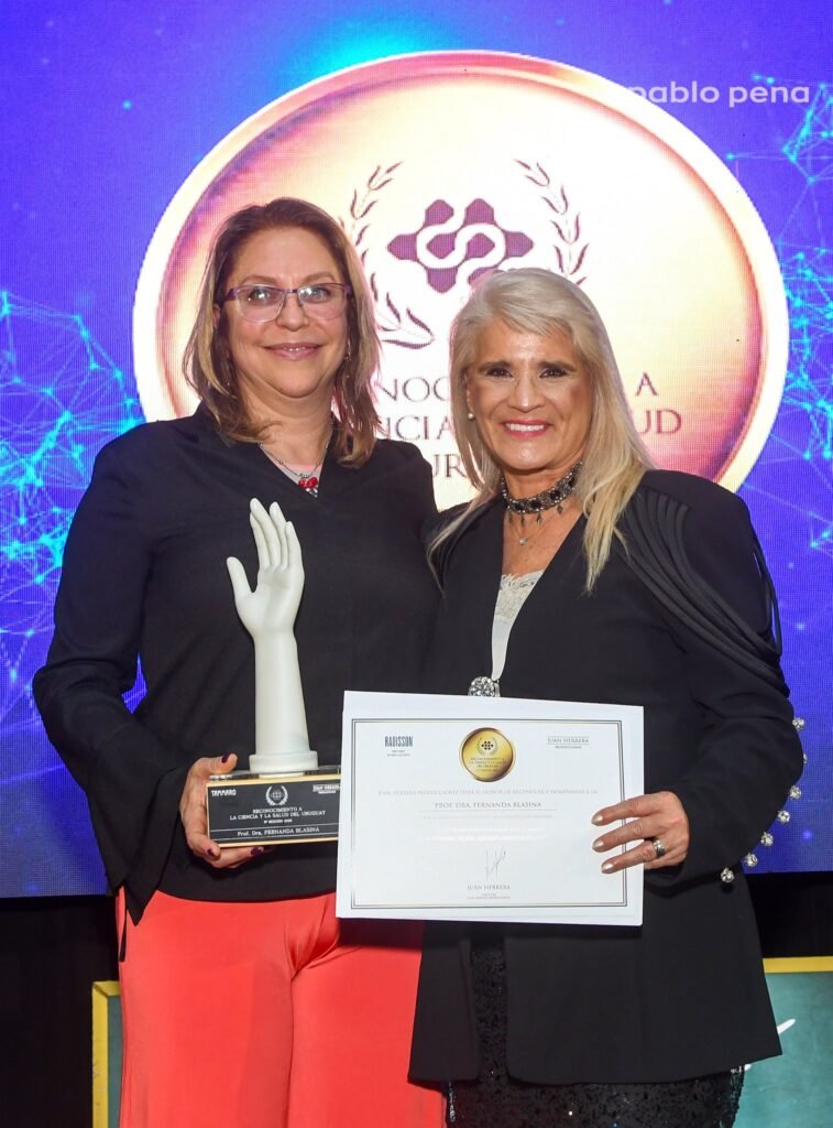 Reconocimiento a la Ciencia y la Salud del Uruguay 2026: 27 profesionales e instituciones premiados 19 Gala del Reconocimiento a la Ciencia y la Salud del Uruguay 2026 en el Radisson Montevideo